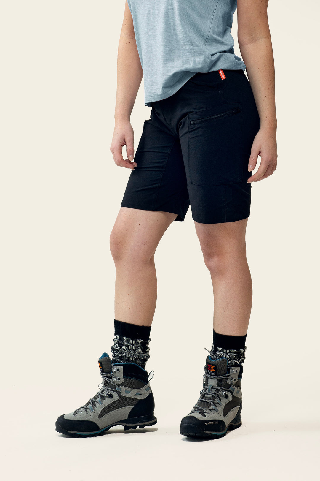 Henmark Shorts W LITE SHORTS Black 24