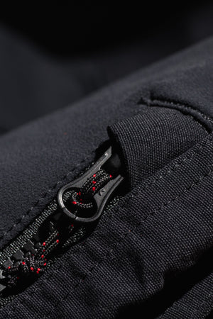 Friluftsbyxor med huvudtyg i återvunnen polyamid och 4-vägsstretch i Cordura®