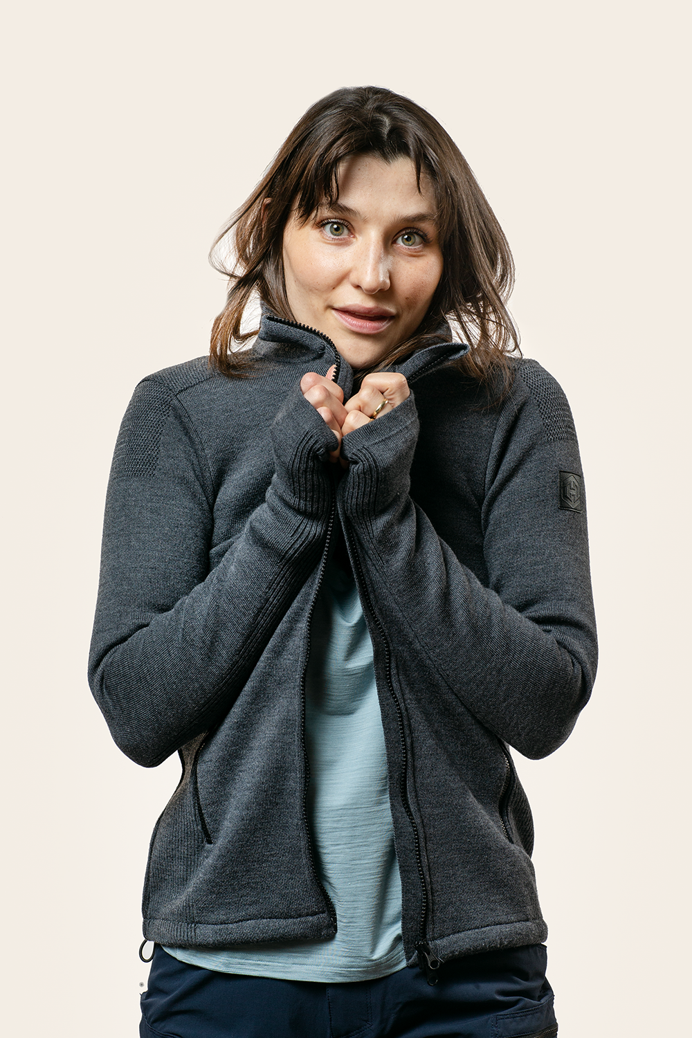 Henmark Sweaters & Hoodies W FULL MERINO FZ SWEATER Grey XS